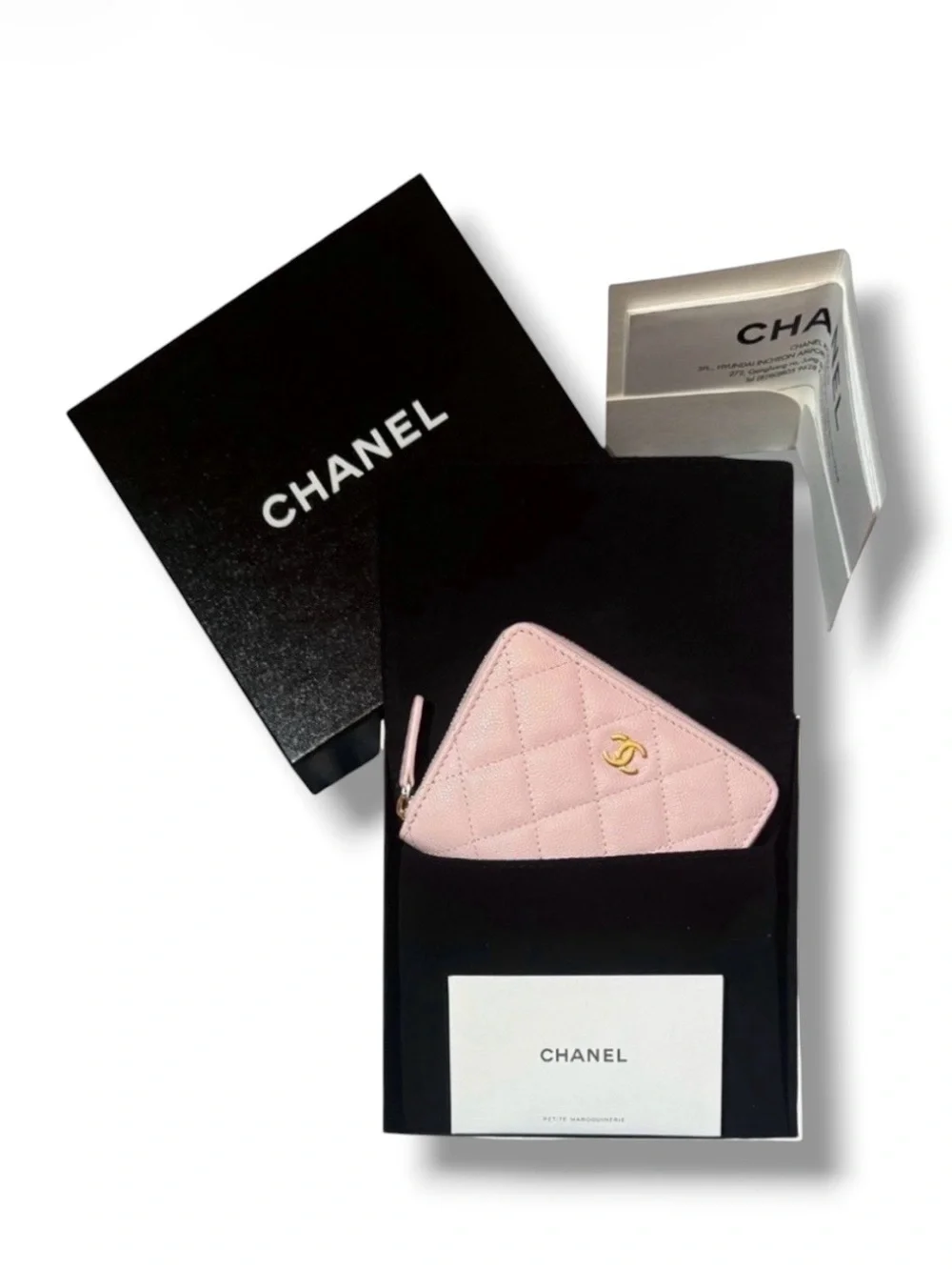 🆕🩷CHANEL LIGHT PINK Zipped Card Wallet Purse Shiny Grained Calfskin (CAVIAR) GHW